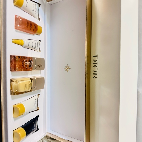 Dior Prestige Luxury 7 pc Skincare Gift Set minis - Picture 3 of 8